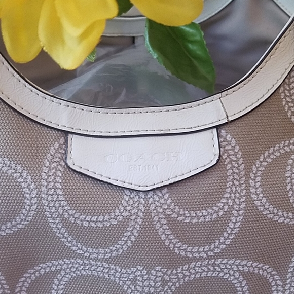 Authentic Coach Rope purse - Picture 3 of 5